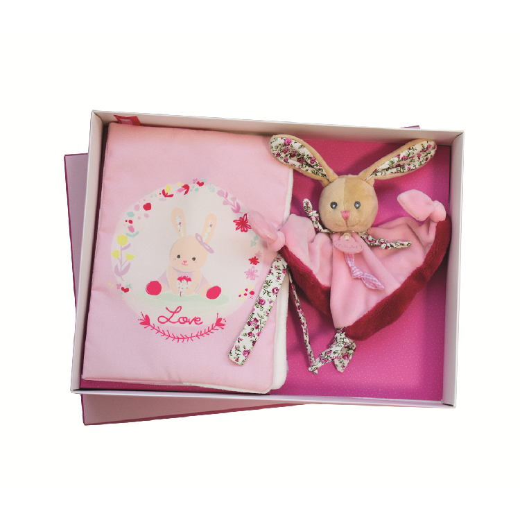  - poupis - birth set comforter + health book cover pink rabbit 